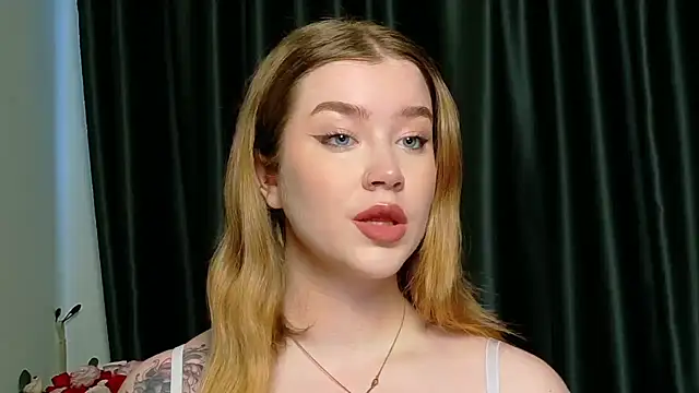 Rebecca Lace online show from 10.04.25