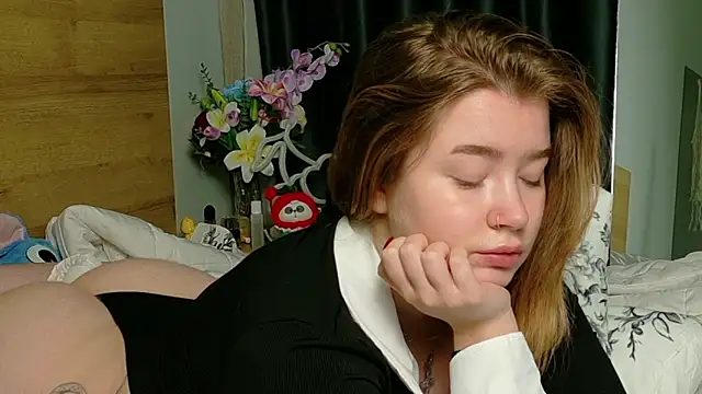 Rebecca Lace online show from 10.31.25