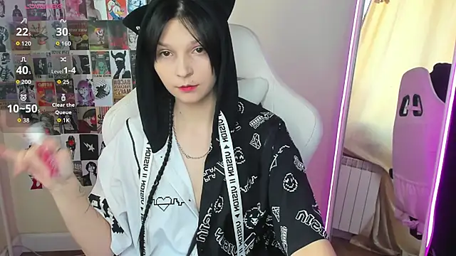 AudreyyKim online show from 10.14.25