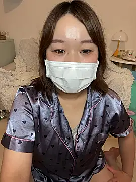 Snapshot of HANA-CH chatting on 09.08.25 HANA-CH online show from 09.08.25