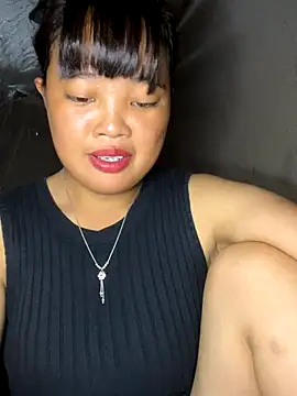 Snapshot of delwyn- chatting on 09.23.25 delwyn- online show from 09.23.25