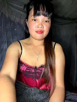 Snapshot of delwyn- chatting on 10.10.25 delwyn- online show from 10.10.25