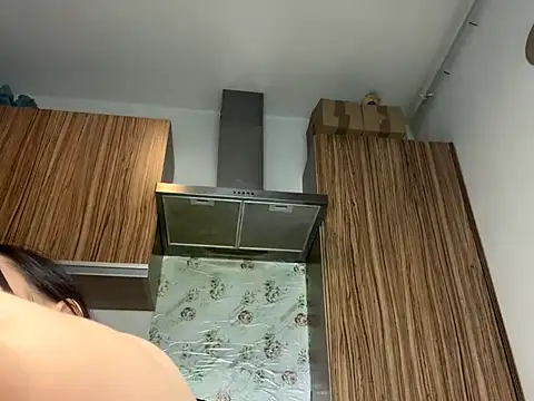 curvybombb online show from 11.05.25
