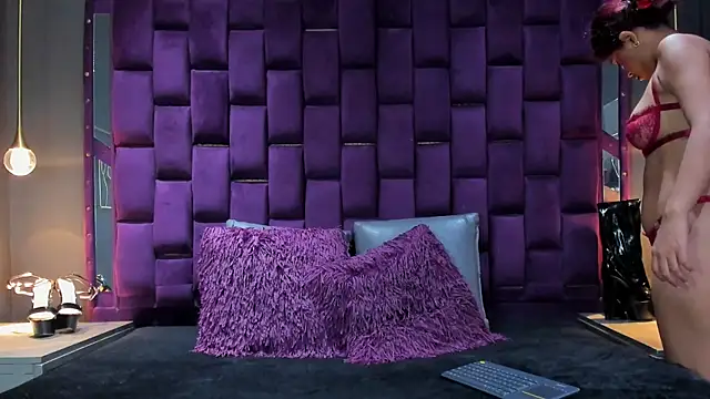 MilaRiva online show from 09.24.25