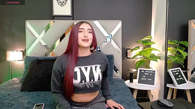 Miia bunny online show from 09.19.25