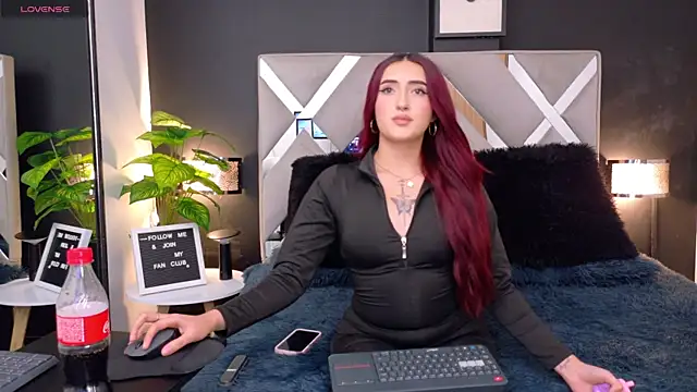 Miia bunny online show from 09.20.25