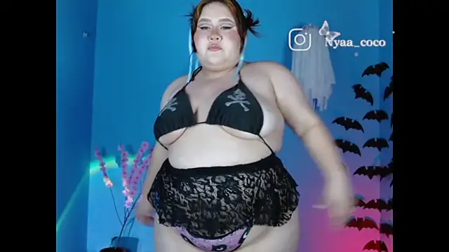 Snapshot of Nyaa_Coco chatting on 10.28.25 Nyaa Coco online show from 10.28.25