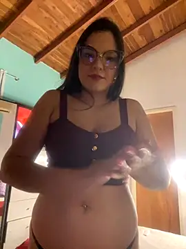 Snapshot of alilith chatting on 09.11.25 alilith online show from 09.11.25