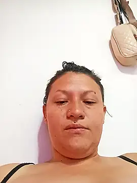  Kaatiiaa  online show from 09.13.25