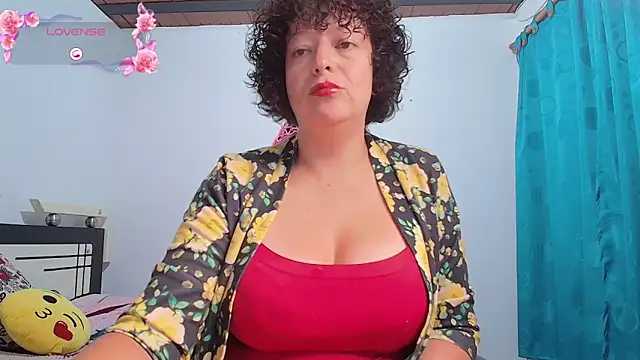 Miss Oriana online show from 10.14.25