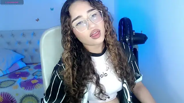 sasha 17  online show from 09.15.25