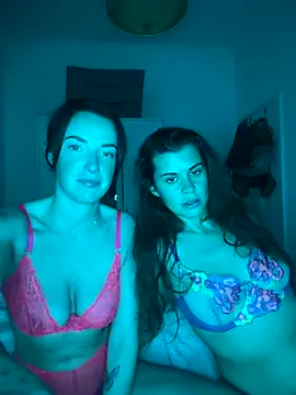 Snapshot of Remirosee chatting on 10.21.25 Remirosee online show from 10.21.25