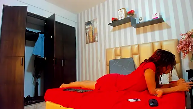 MissDiabla  online show from 09.13.25