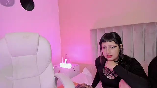 Snapshot of May_y_Goeth chatting on 09.09.25 May y Goeth online show from 09.09.25