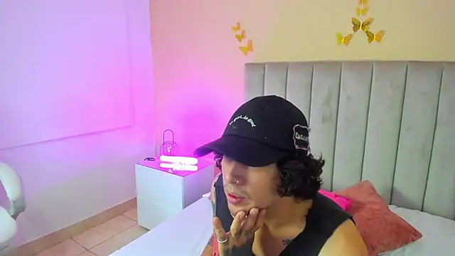 Snapshot of May_y_Goeth chatting on 09.20.25 May y Goeth online show from 09.20.25