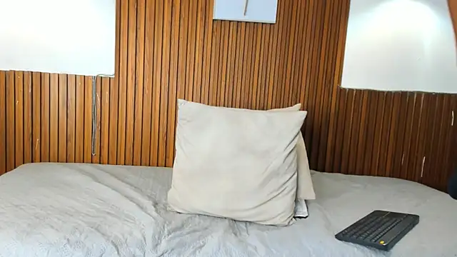 Juan contreras online show from 09.19.25