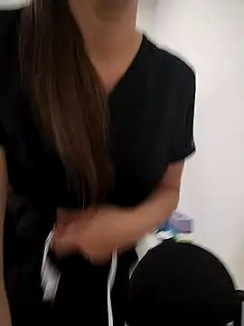 Madisson-04  online show from 11.17.25