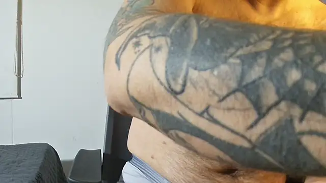 DaddyBear   online show from 09.19.25