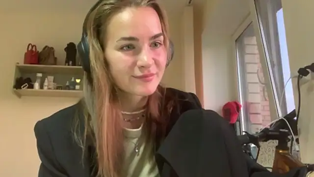 BunnyTiedeman online show from 09.08.25
