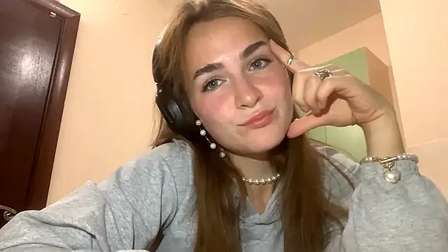 BunnyTiedeman online show from 09.23.25