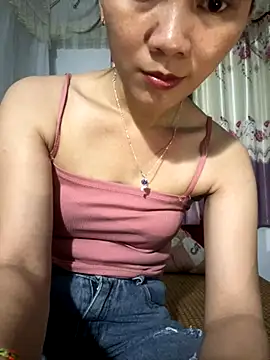 Almond-cute online show from 09.12.25