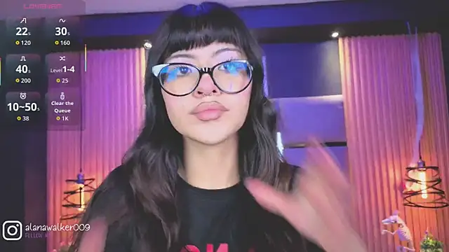 Snapshot of AlanaWalker9 chatting on 02.26.26 AlanaWalker9 online show from 02.26.26