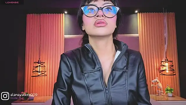 Snapshot of AlanaWalker9 chatting on 02.27.26 AlanaWalker9 online show from 02.27.26