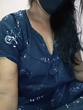 Snapshot of Mee_harini-telugupilla chatting on 05.17.26 Mee harini-telugupilla online show from 05.17.26