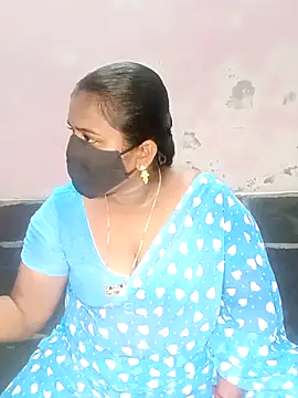 Snapshot of chubby_babitha-telugu chatting on 09.17.25 chubby babitha-telugu online show from 09.17.25