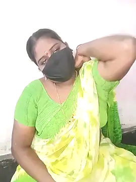 Snapshot of chubby_babitha-telugu chatting on 09.18.25 chubby babitha-telugu online show from 09.18.25