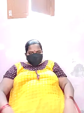 Snapshot of chubby_babitha-telugu chatting on 10.03.25 chubby babitha-telugu online show from 10.03.25