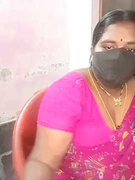 Snapshot of chubby_babitha-telugu chatting on 10.15.25 chubby babitha-telugu online show from 10.15.25