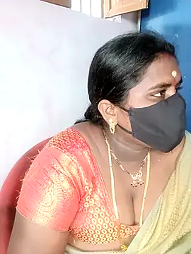 Snapshot of chubby_babitha-telugu chatting on 10.17.25 chubby babitha-telugu online show from 10.17.25