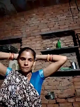 Snapshot of H_seema chatting on 09.29.25 H seema online show from 09.29.25