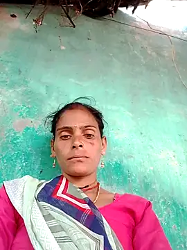 Snapshot of H_seema chatting on 10.17.25 H seema online show from 10.17.25