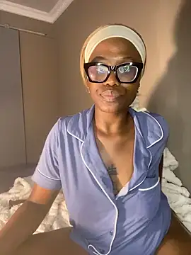 Moonzy77 online show from 11.07.25