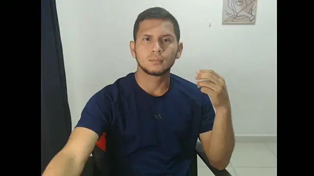 Snapshot of maik_135 chatting on 09.14.25 maik 135 online show from 09.14.25