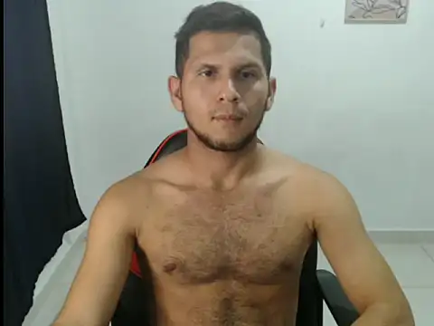 Snapshot of maik_135 chatting on 09.15.25 maik 135 online show from 09.15.25