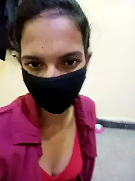 Snapshot of BebyDoll_143 chatting on 09.19.25 BebyDoll 143 online show from 09.19.25