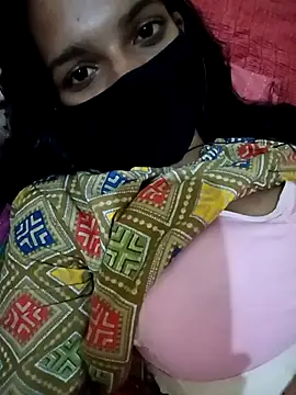 Snapshot of BebyDoll_143 chatting on 09.21.25 BebyDoll 143 online show from 09.21.25