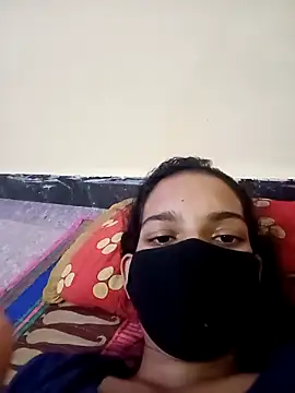 Snapshot of BebyDoll_143 chatting on 09.22.25 BebyDoll 143 online show from 09.22.25