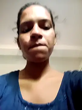 Snapshot of BebyDoll_143 chatting on 10.03.25 BebyDoll 143 online show from 10.03.25