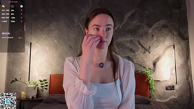 VincenzaGarigliano online show from 11.25.25