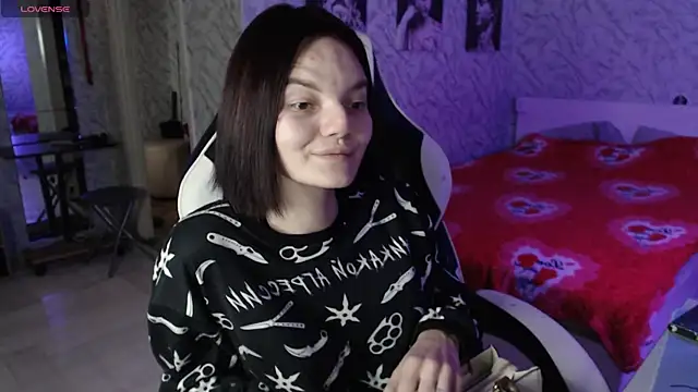 Snapshot of Kitti_study chatting on 10.18.25 Kitti study online show from 10.18.25