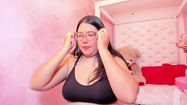 Snapshot of Dulce_meow chatting on 10.07.25 Dulce meow online show from 10.07.25