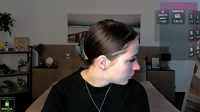 WildHoneyXO online show from 09.27.25