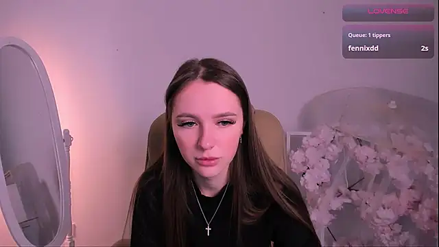 WildHoneyXO online show from 10.10.25