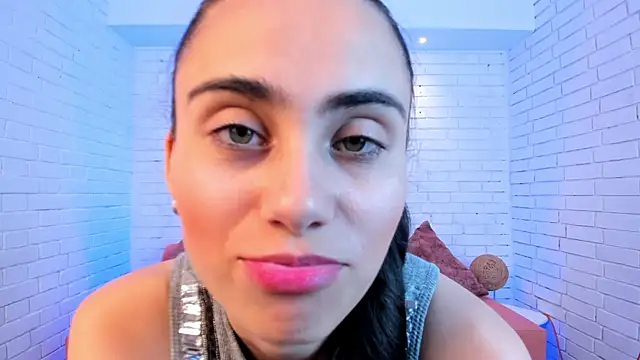 sofiapalacioss online show from 09.13.25