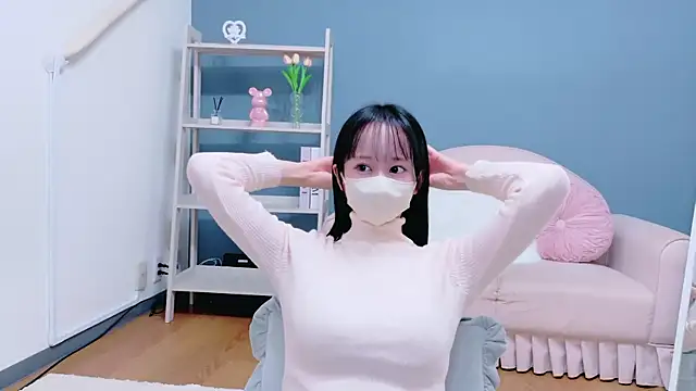 Kurumi chan  online show from 10.05.25