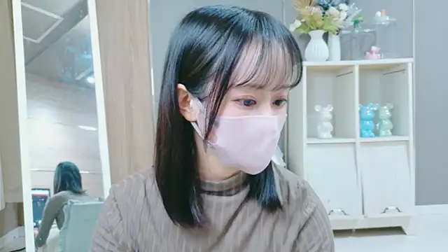 Kurumi chan  online show from 10.18.25